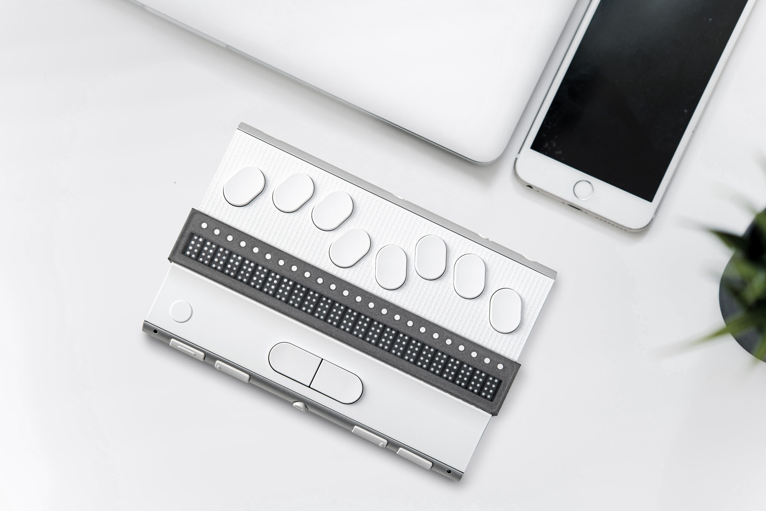 BraillePen24_5_Harpo_AM